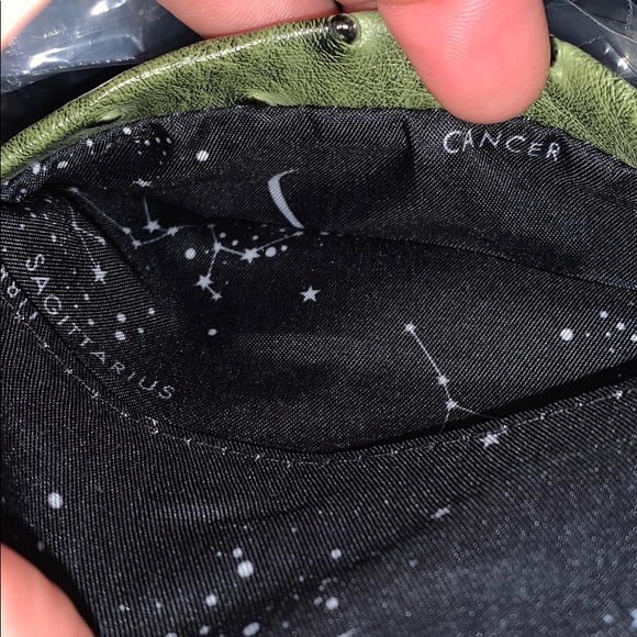 Vegan Zodiac Purse🌿🐻🦊🦁 - Picture 6 of 9